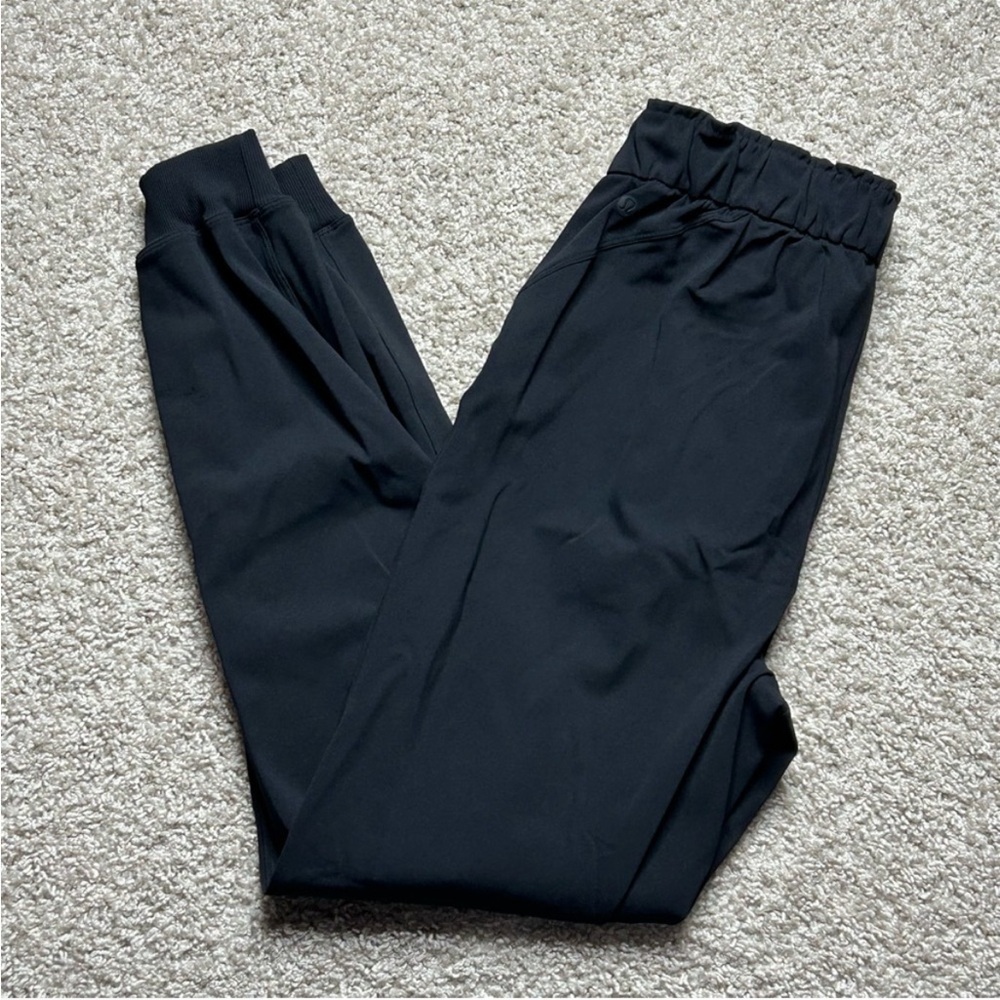Lululemon Keep Moving Jogger